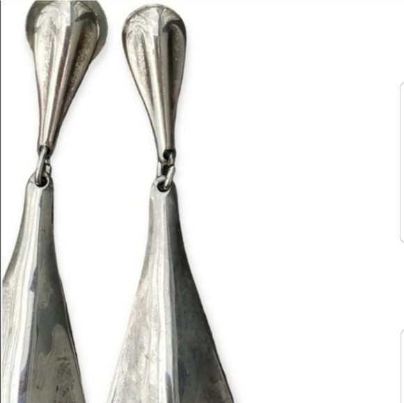 VINTAGE LONG  SILVERPLATED MODERNIST DESIGN DROP EARRINGS - Picture 2 of 3